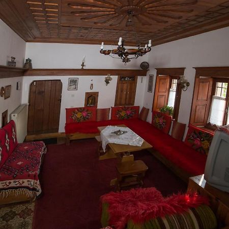 Astraka Guesthouse I بايبيغكو المظهر الخارجي الصورة